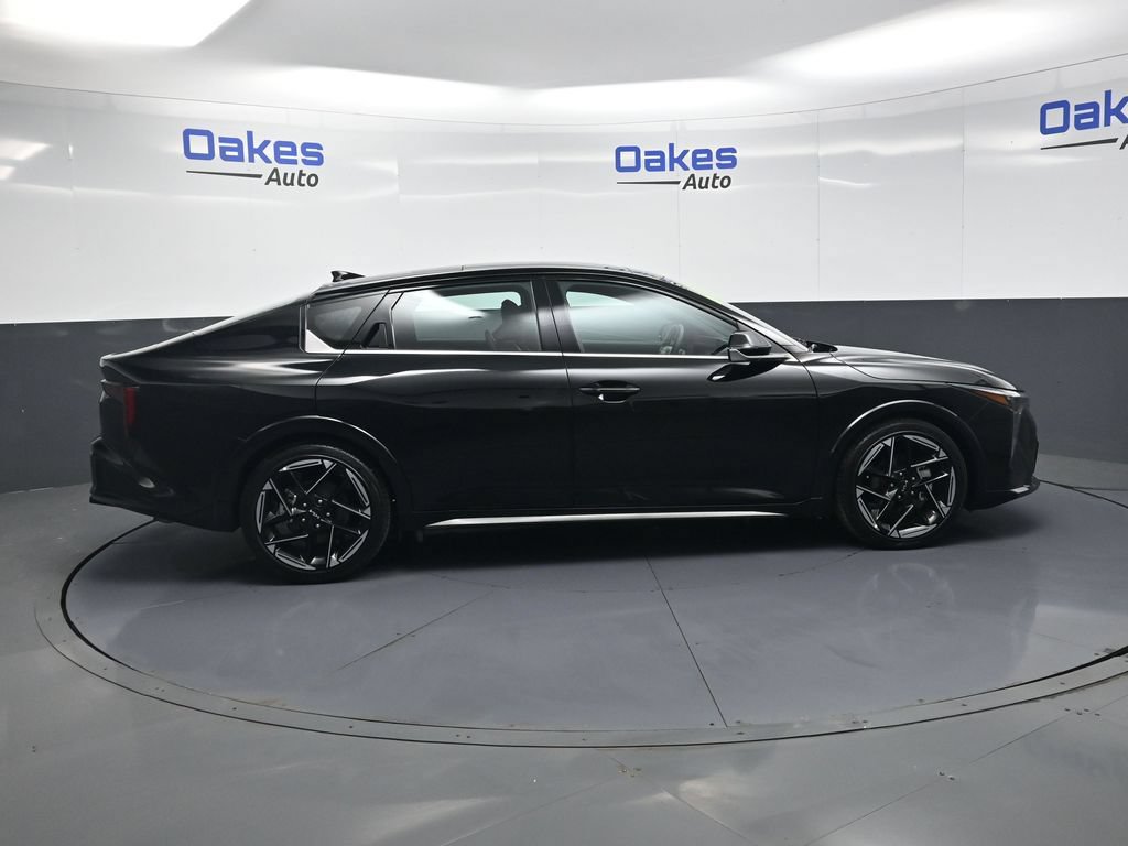 Certified 2025 Kia K4 EX w/ GT-Line Sunroof Package FWD image 9
