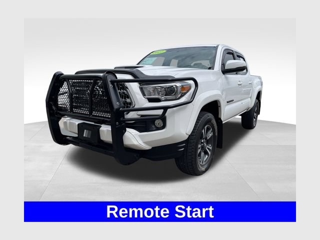 Used 2017 Toyota Tacoma TRD Sport w/ Tow Package (A/T)