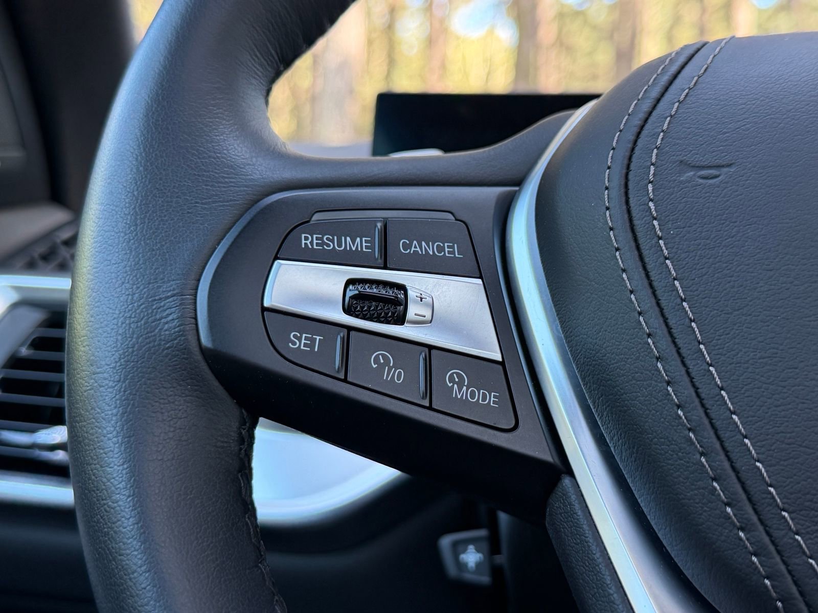 Certified 2024 BMW X5 xDrive50e w/ Premium Package image 25