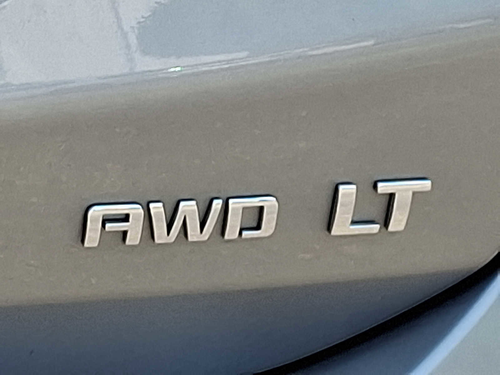 Used 2024 Chevrolet Equinox LT w/ LPO, Floor Liner Package image 30