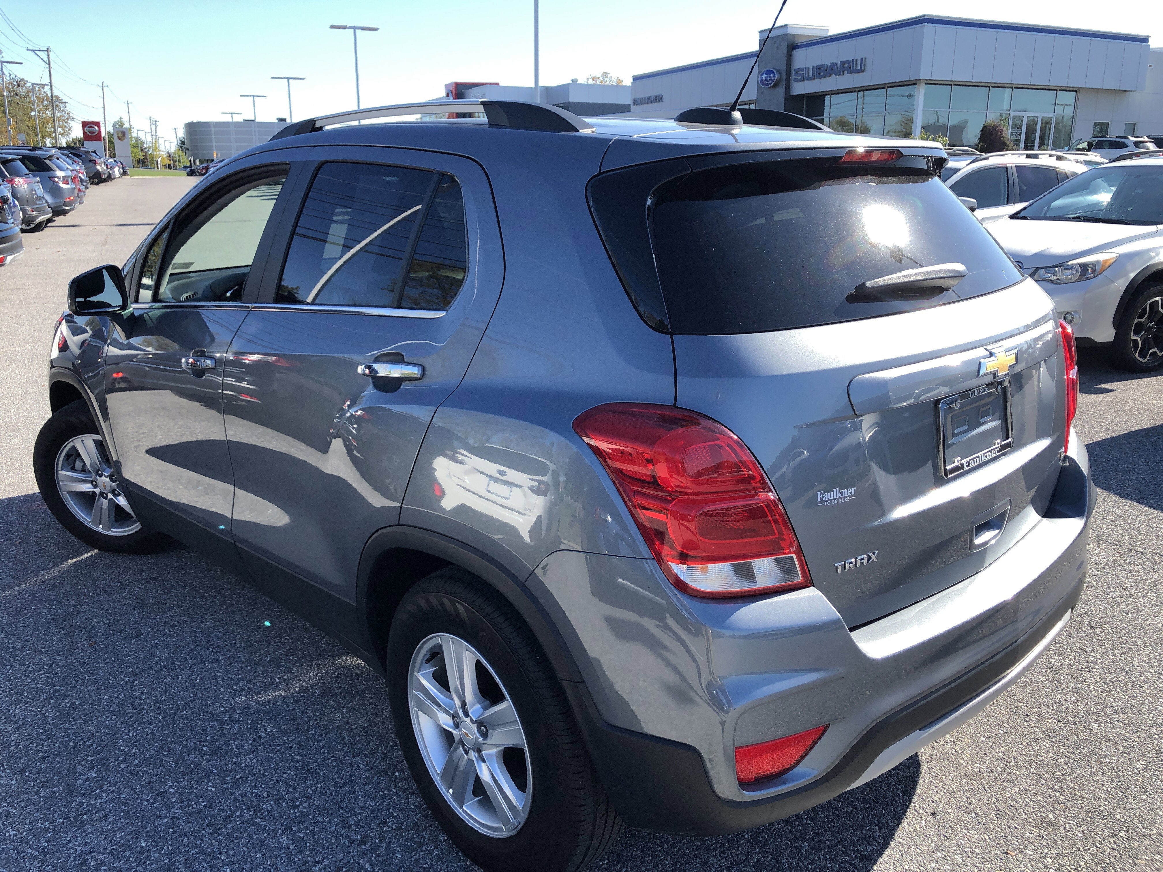 Used 2019 Chevrolet Trax LT w/ LT Convenience Package image 17