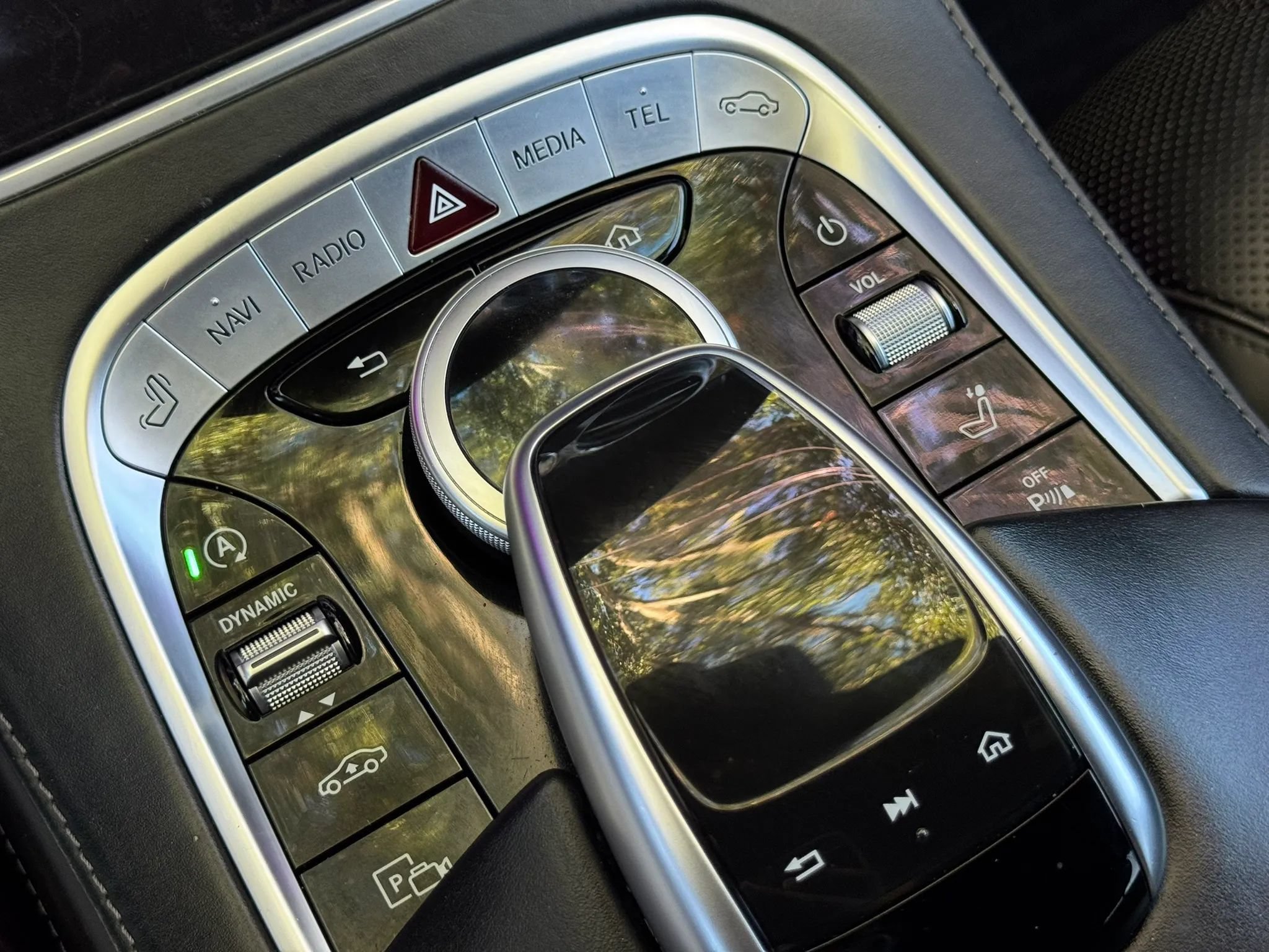 Used 2019 Mercedes-Benz S 560 Sedan image 25
