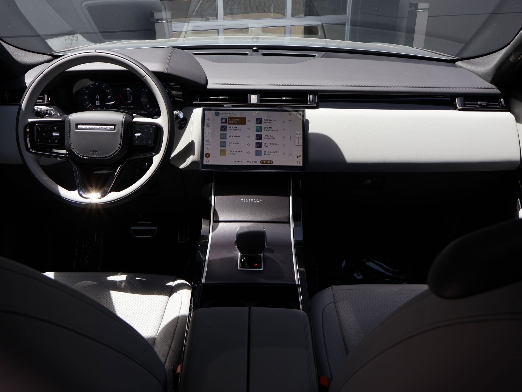 New 2026 Land Rover Range Rover Velar Belgravia AWD/4WD image 26