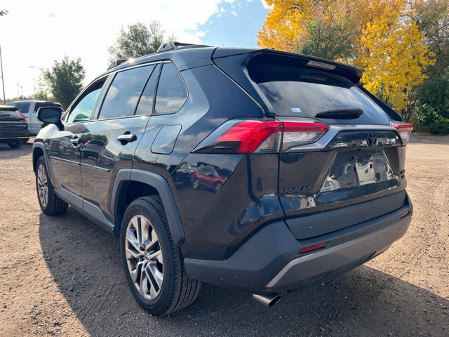 Used 2021 Toyota RAV4 Limited AWD/4WD image 3