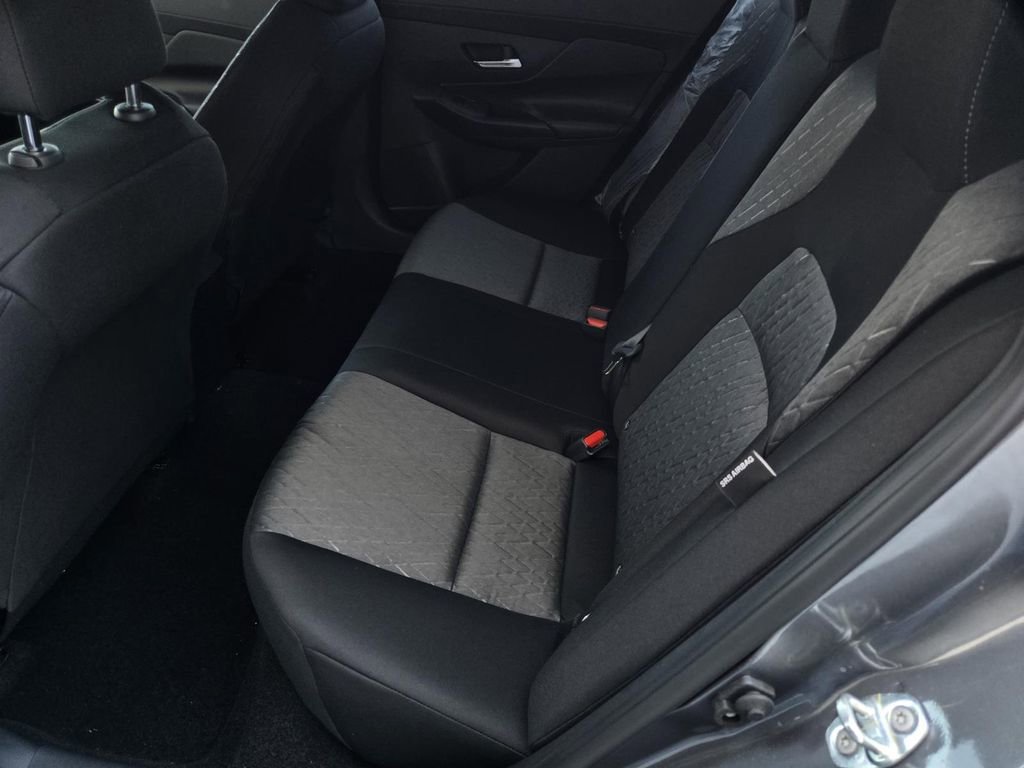 New 2026 Nissan Sentra SV image 10