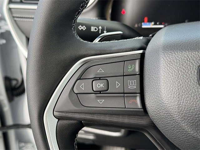 New 2025 Jeep Grand Cherokee L Laredo image 8