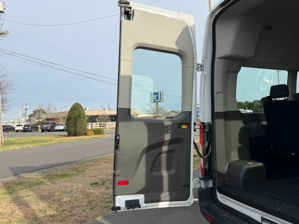 Used 2020 Ford Transit 350 XL image 7
