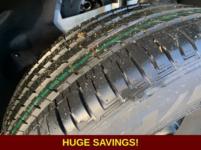 New 2025 Jeep Grand Cherokee L Altitude image 11