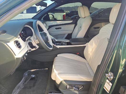Used 2023 Bentley Bentayga Extended Wheelbase AWD/4WD image 4