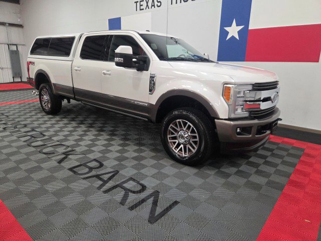 Used 2018 Ford F350 King Ranch w/ King Ranch Ultimate Package AWD/4WD image 15