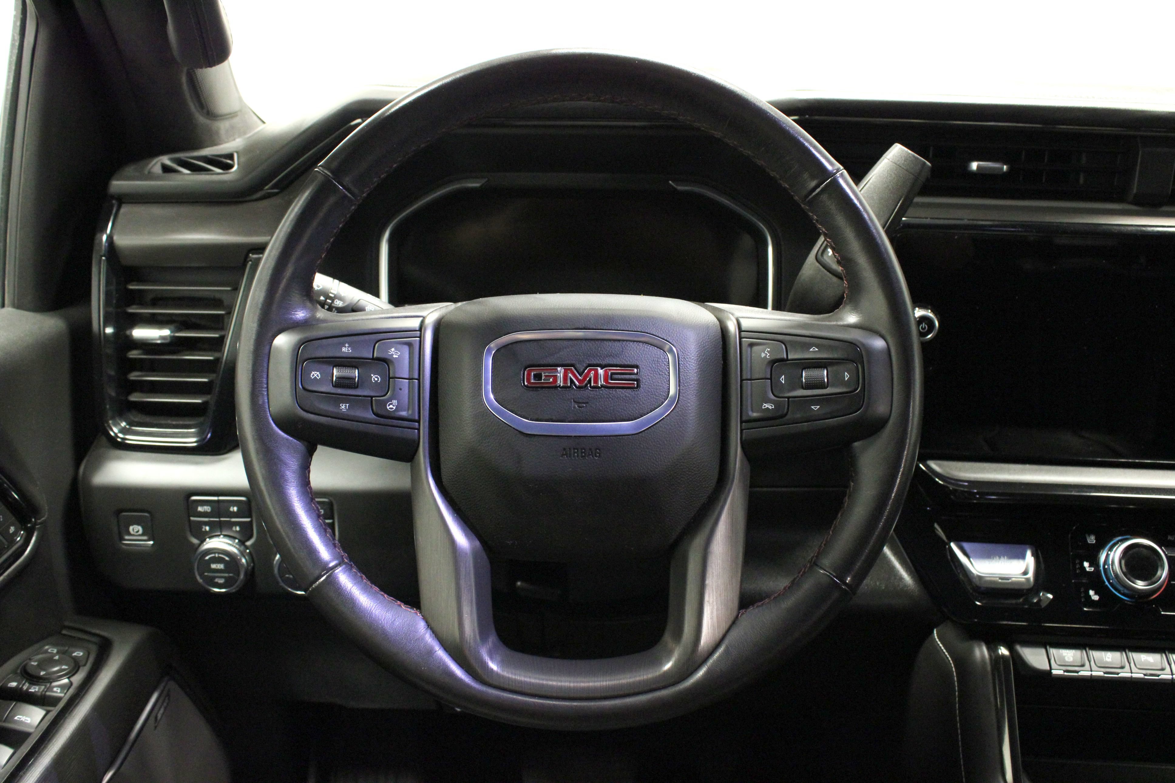 Used 2025 GMC Sierra 2500 AT4X AWD/4WD image 25
