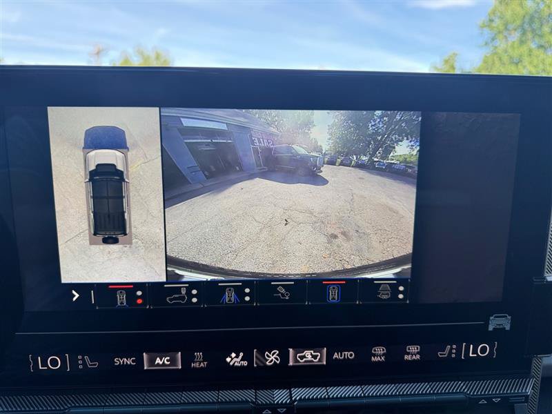 Used 2025 GMC Hummer EV 3X AWD/4WD image 23