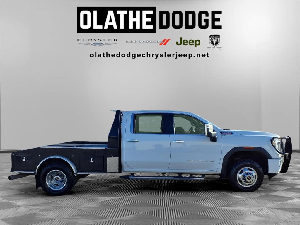 Used 2021 GMC Sierra 3500 Denali w/ Denali Ultimate Package AWD/4WD image 31