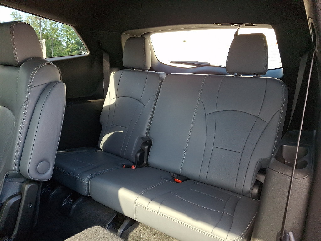 Used 2023 Buick Enclave Essence w/ Experience Buick Package AWD/4WD image 14