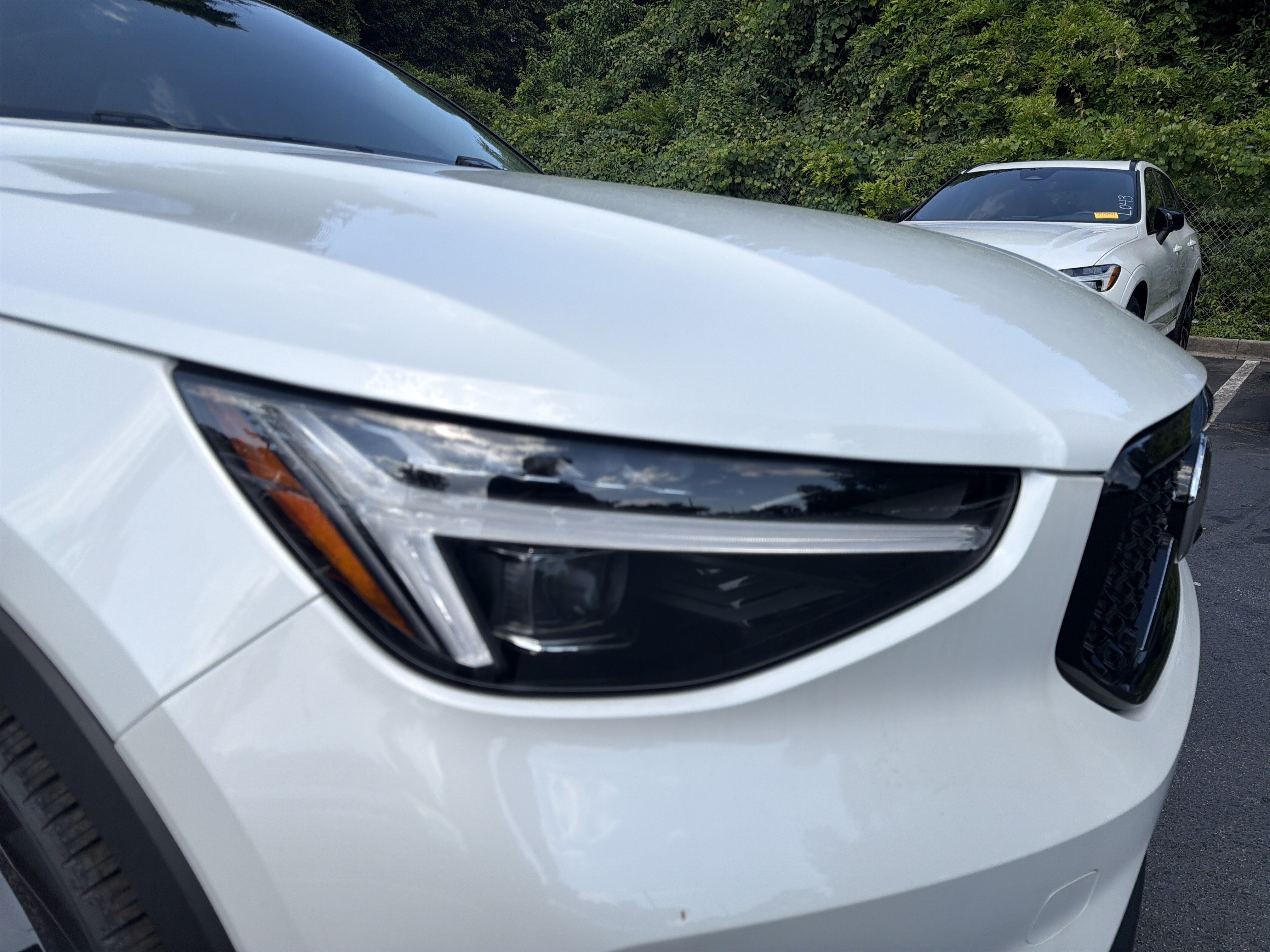 New 2026 Volvo XC40 B5 Ultra w/ Protection Package Premier AWD/4WD image 11