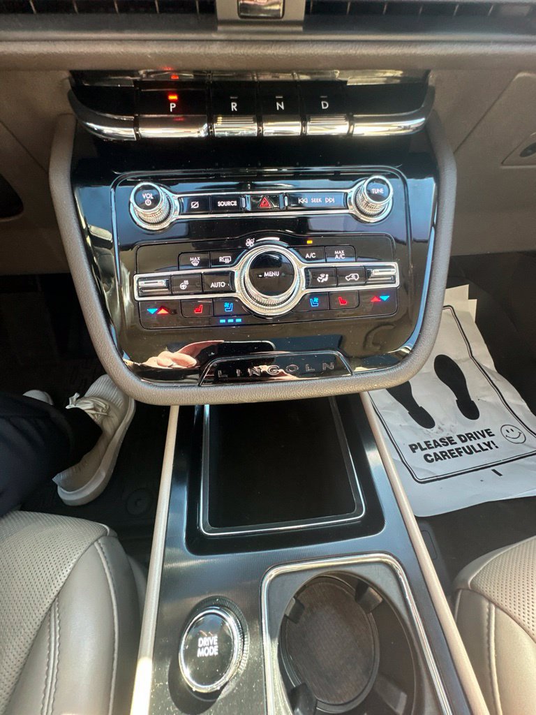 Used 2021 Lincoln Corsair FWD w/ Premium Package image 27