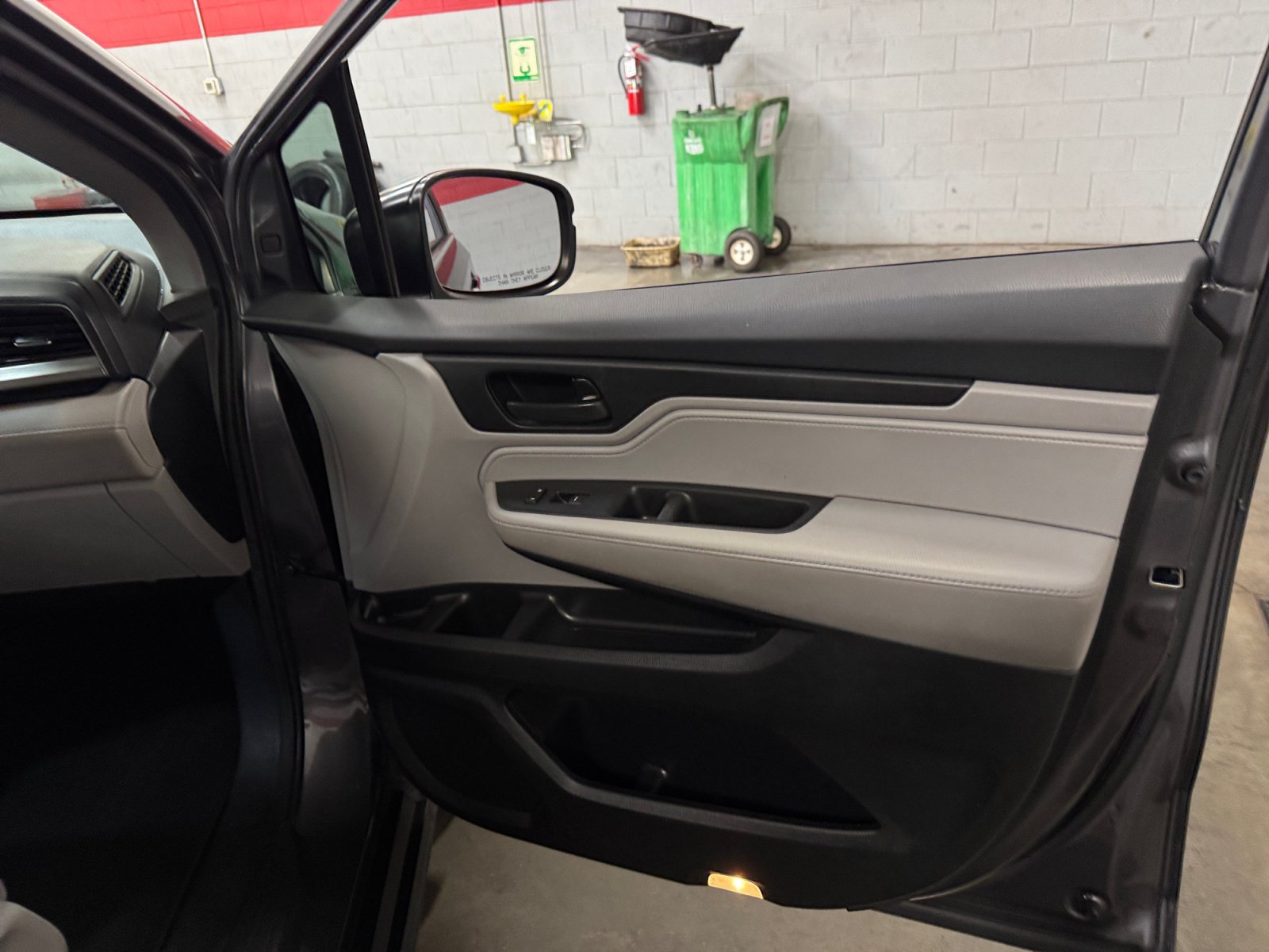 Used 2020 Honda Odyssey EX image 16