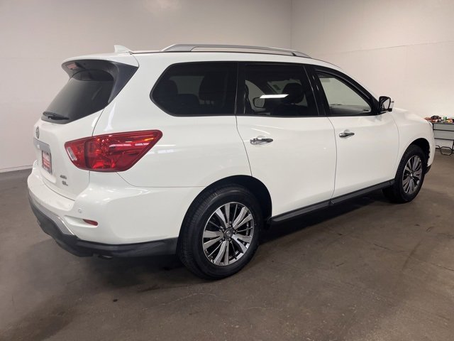Used 2020 Nissan Pathfinder SL image 3