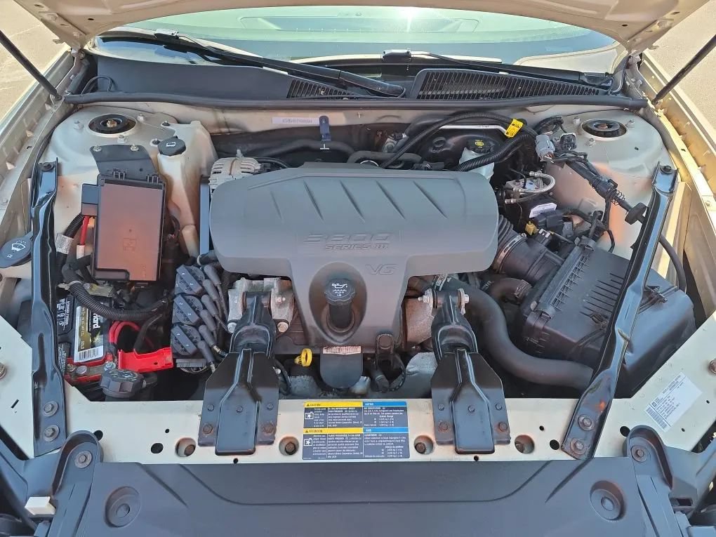 Used 2009 Buick LaCrosse CX FWD image 39