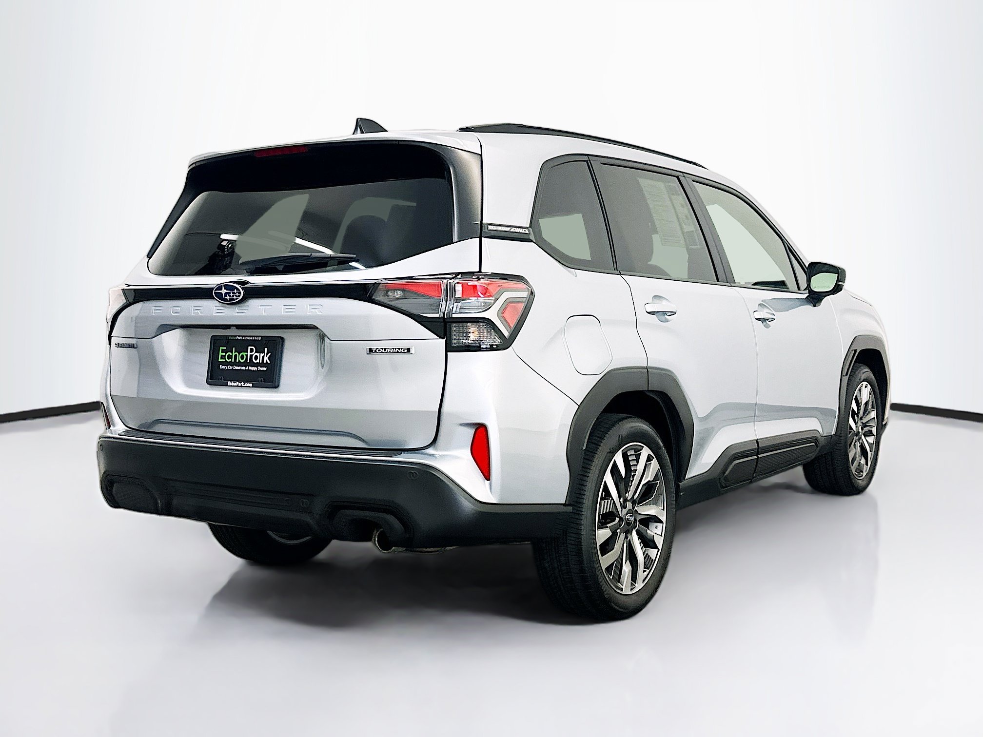 Used 2025 Subaru Forester Touring AWD/4WD image 9