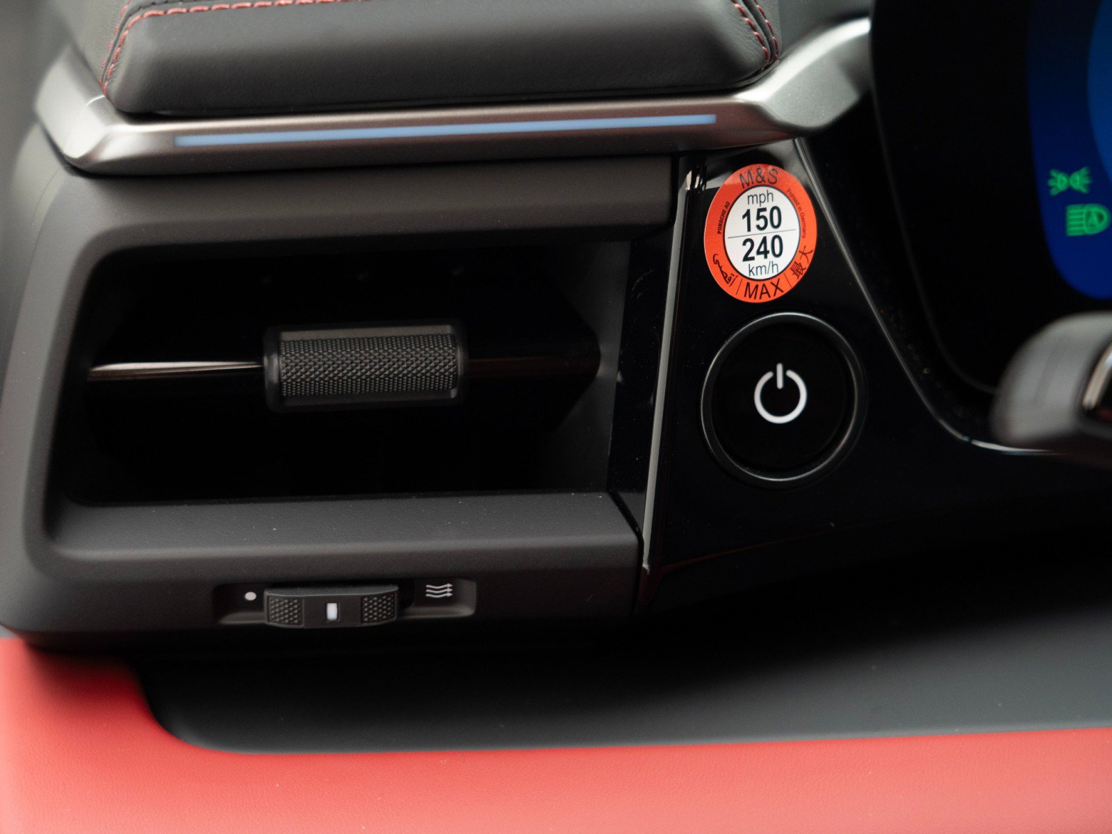 New 2026 Porsche Macan Turbo Electric image 28