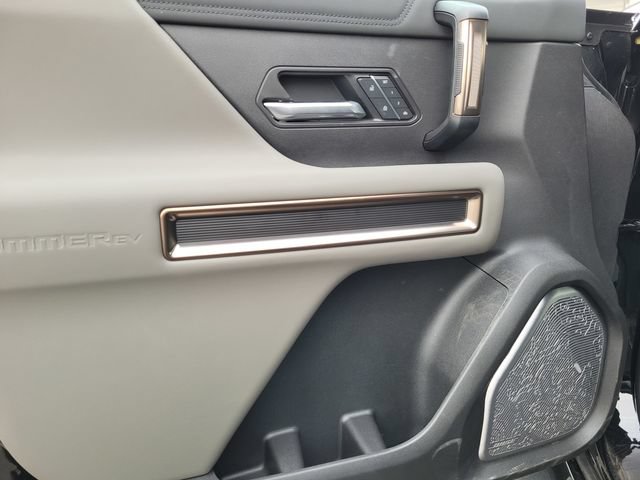 New 2025 GMC Hummer EV 2X AWD/4WD image 13