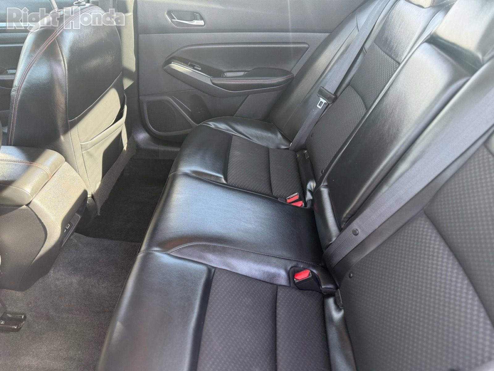 Used 2024 Nissan Altima 2.5 SR image 27