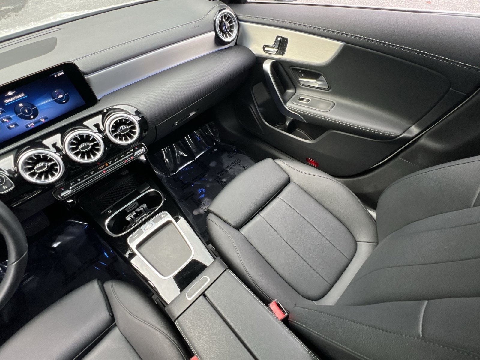Certified 2025 Mercedes-Benz CLA 250 4MATIC image 14