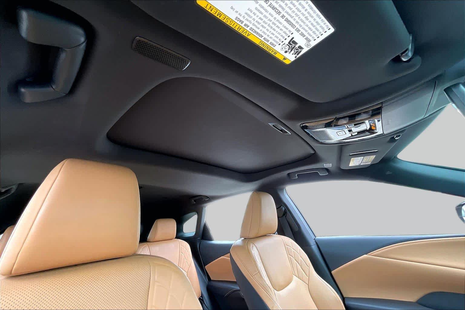 Used 2024 Lexus RX 350 Premium w/ Accessory Package (Z1) FWD image 12