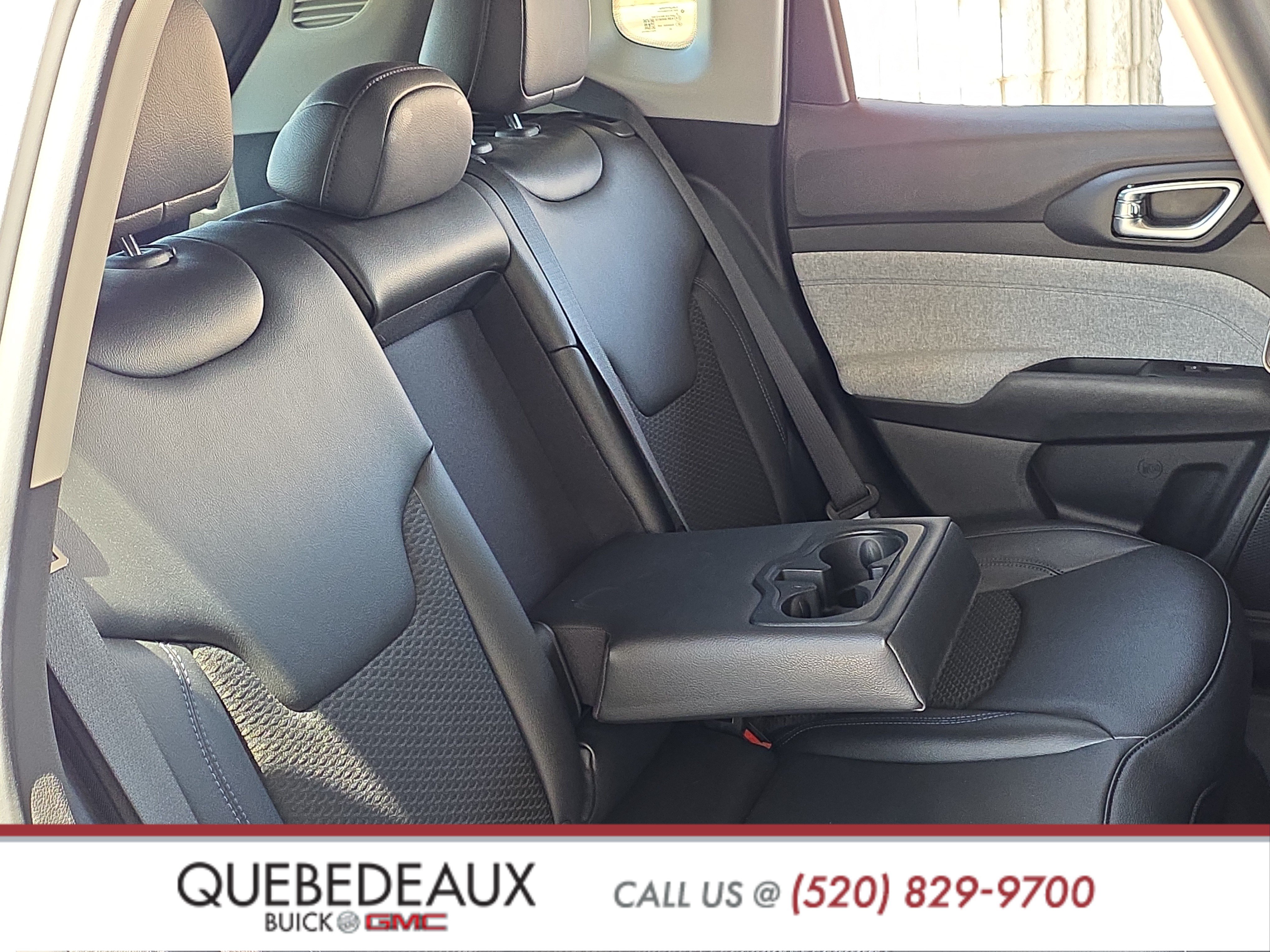 Used 2022 Jeep Compass Latitude FWD image 22
