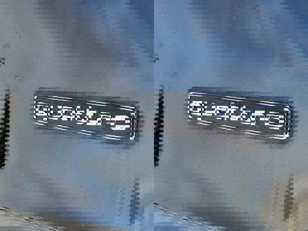 Used 2024 Audi Q5 e Prestige w/ Prestige Package image 7