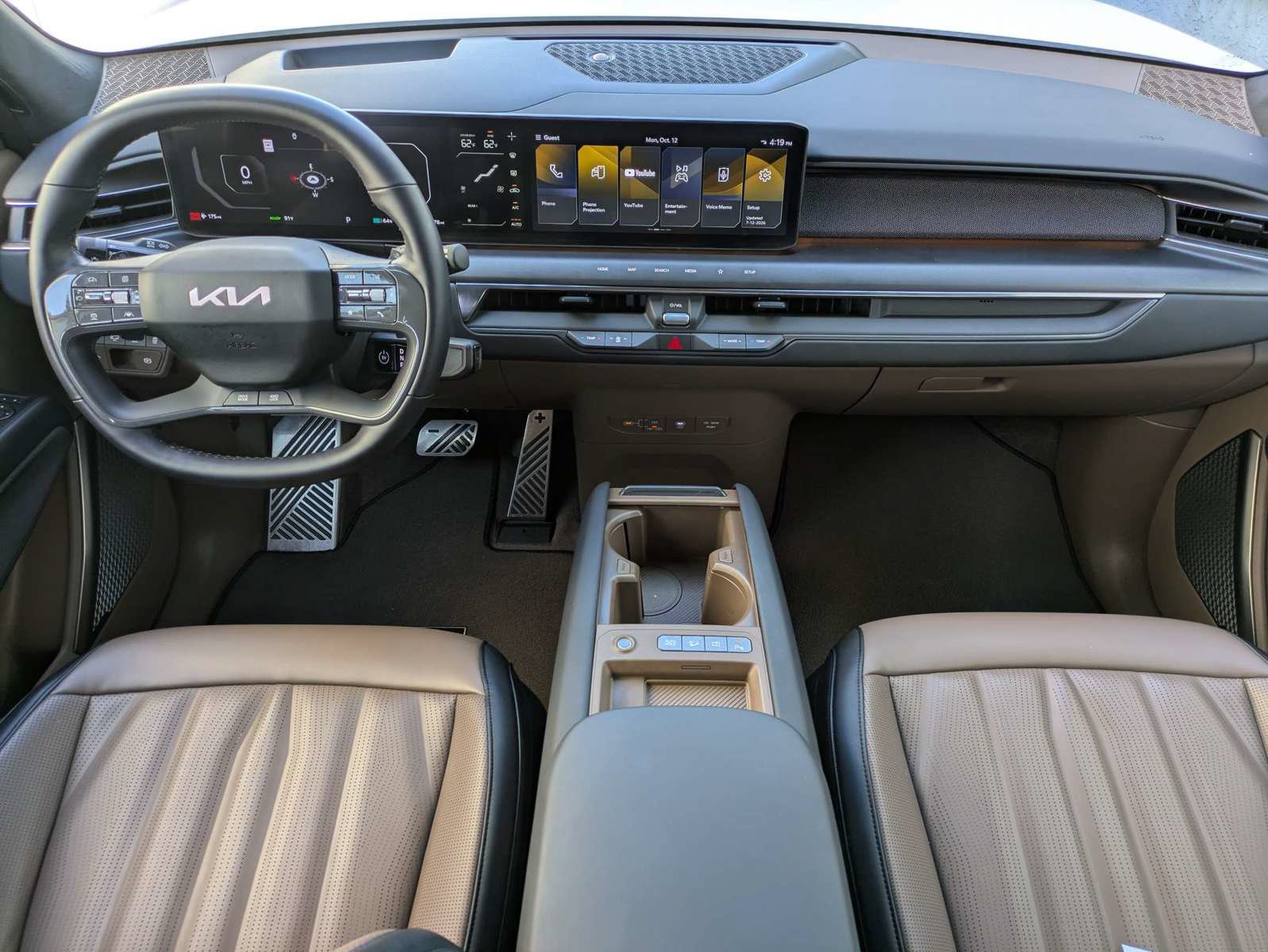 Certified 2024 Kia EV9 GT-Line AWD/4WD image 13