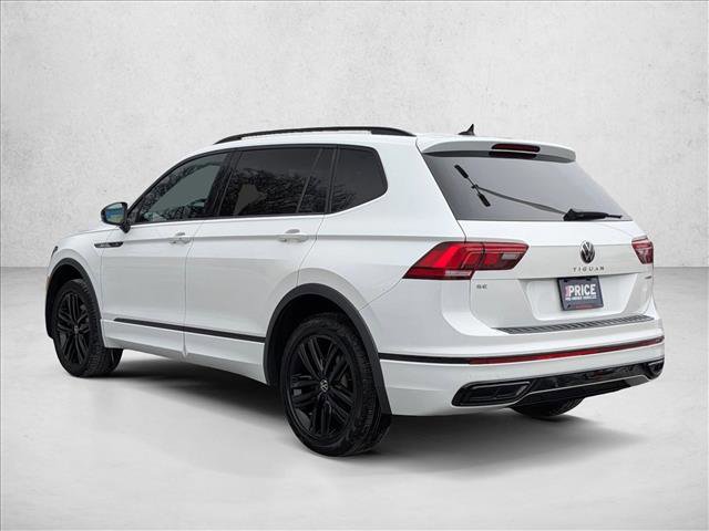 Used 2022 Volkswagen Tiguan SE R-Line image 8