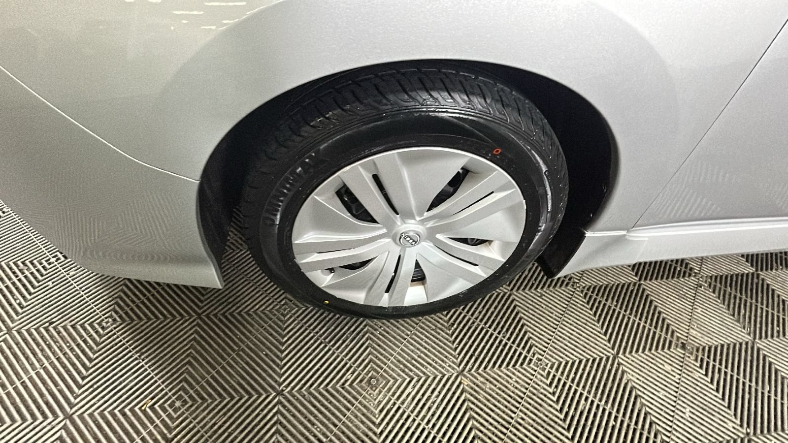 Used 2023 Nissan Leaf S FWD image 11