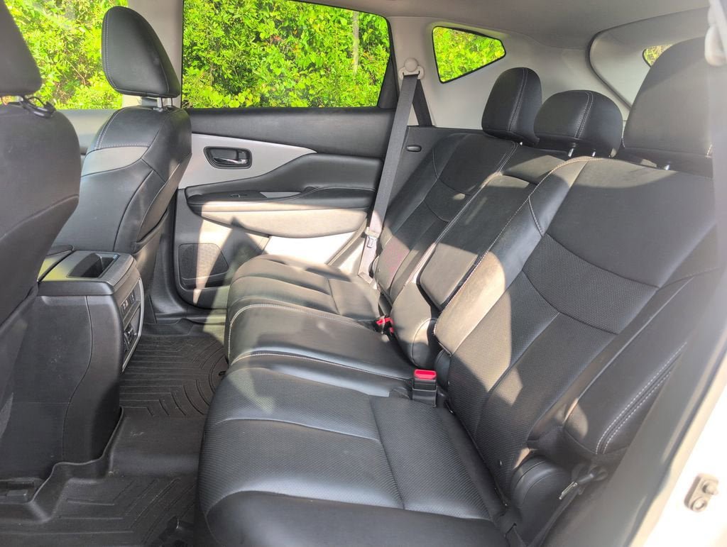 Used 2020 Nissan Murano SL w/ Moonroof Package FWD image 32
