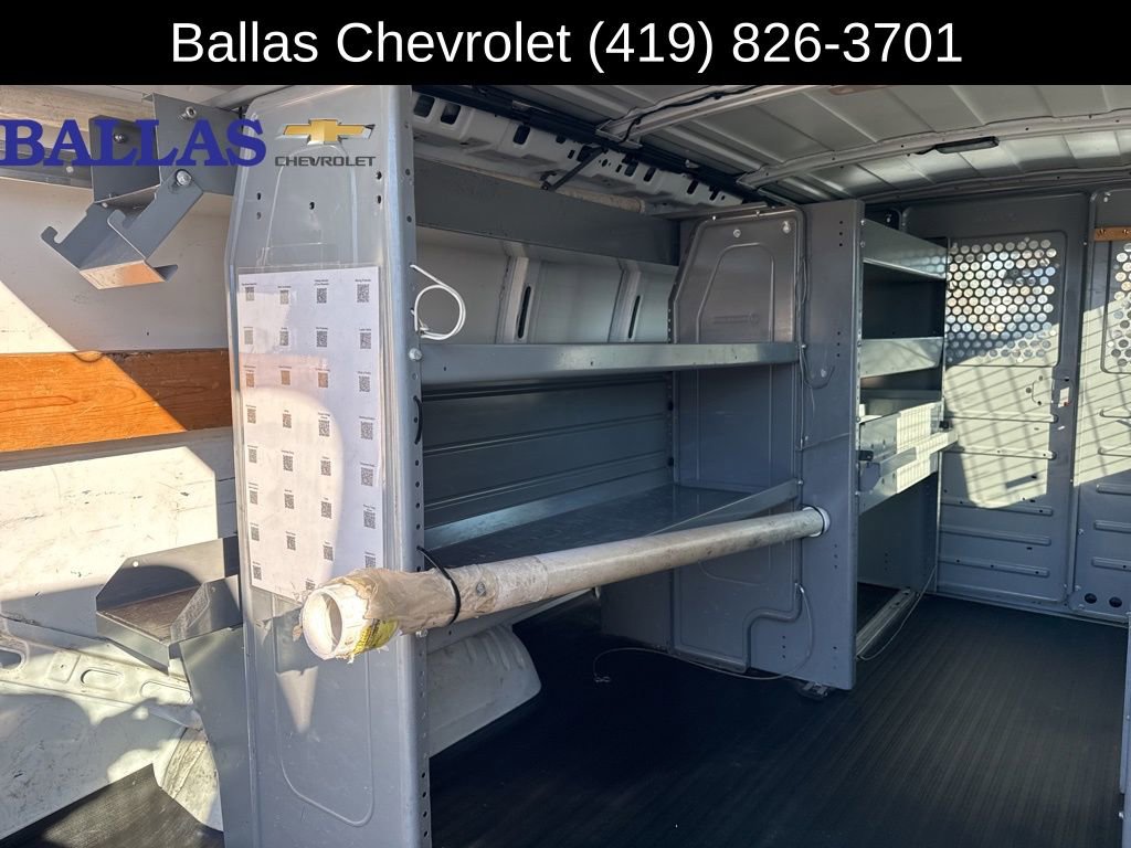 Used 2015 Chevrolet Express 2500 image 17