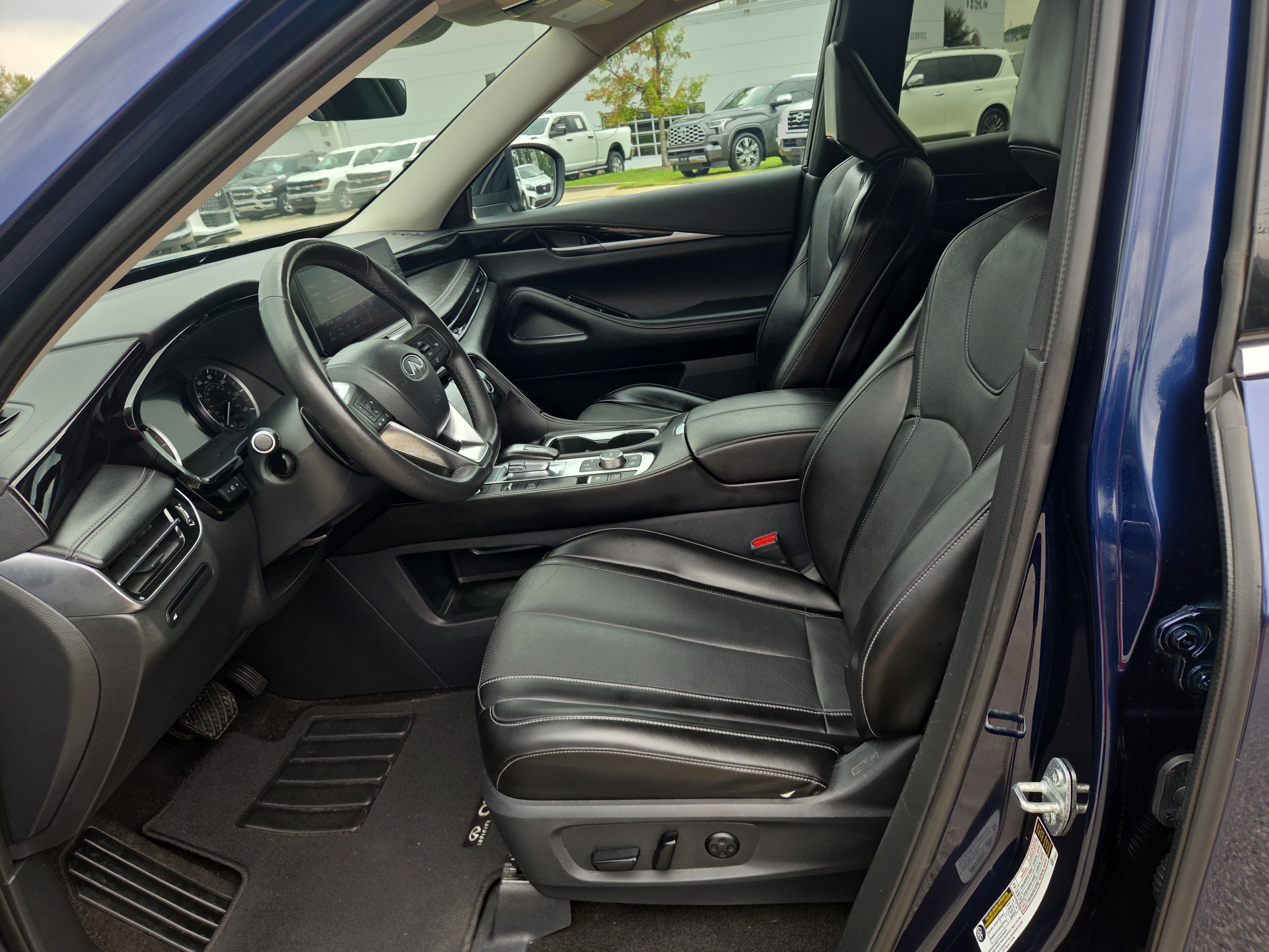Used 2024 INFINITI QX60 Pure AWD/4WD image 5