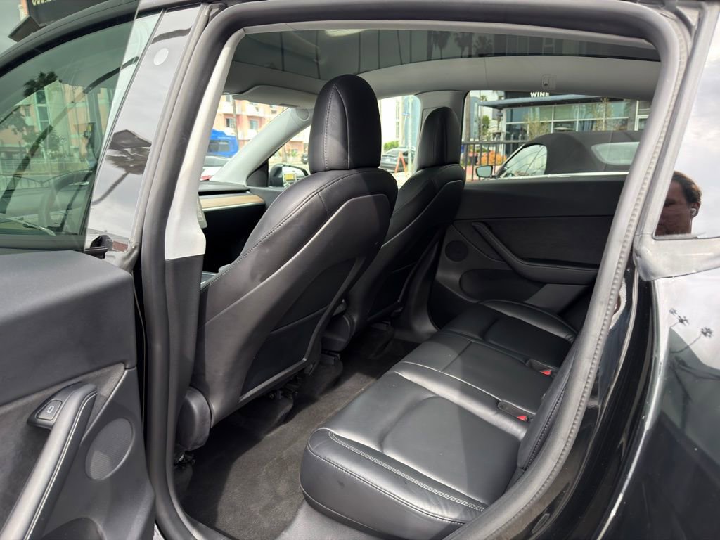 Used 2021 Tesla Model Y Performance image 36