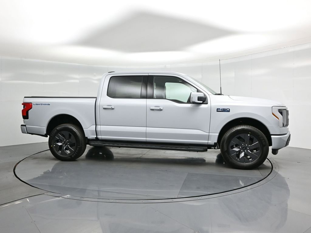 New 2025 Ford F150 Lightning Lariat image 26