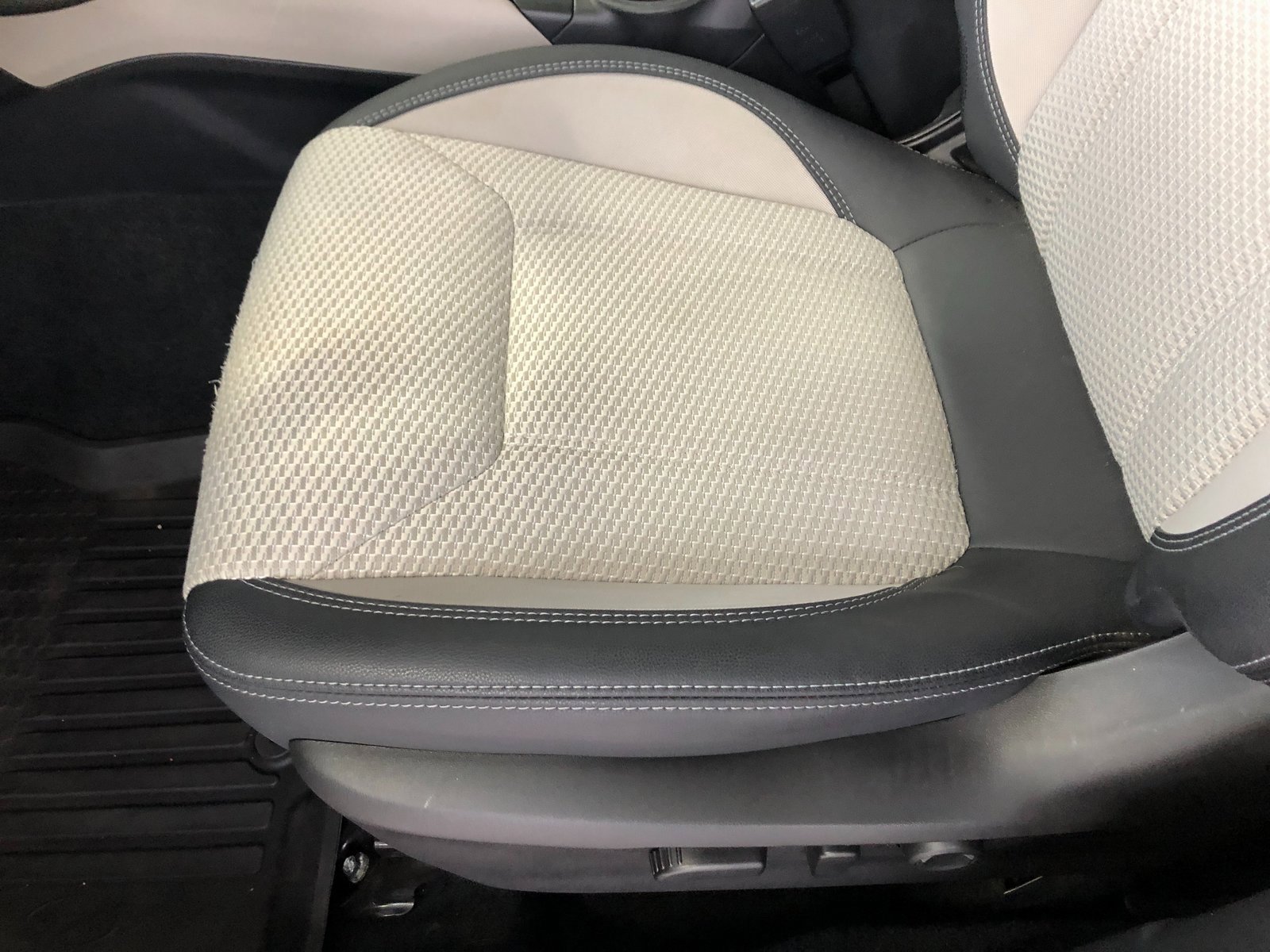 Used 2022 Subaru Forester Premium image 20