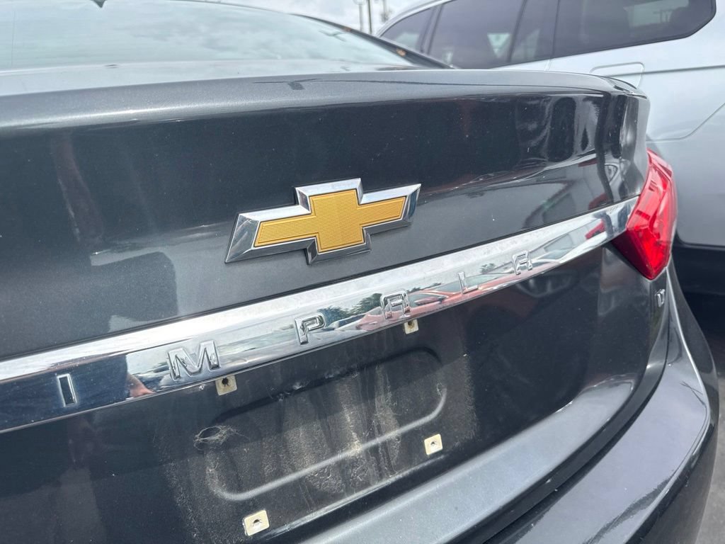 Used 2015 Chevrolet Impala LT w/ Convenience Package FWD image 19