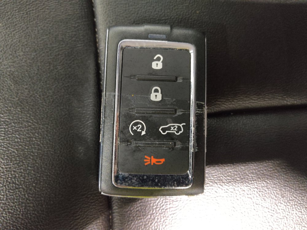 Used 2023 Jeep Grand Cherokee L Limited AWD/4WD image 32