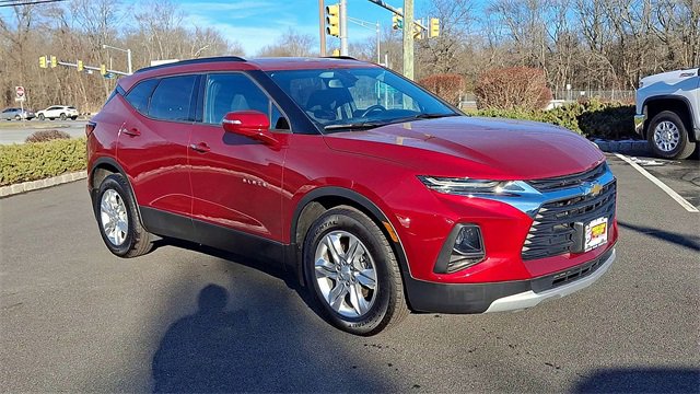Used 2019 Chevrolet Blazer LT image 2