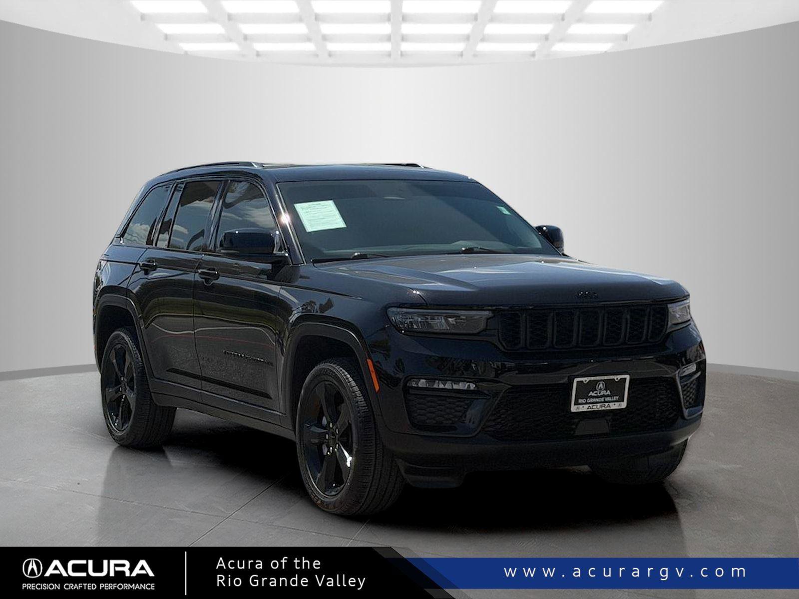 Used 2025 Jeep Grand Cherokee Limited w/ Black Appearance Package image 1