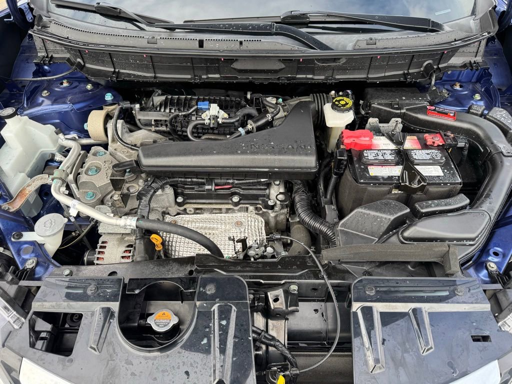Used 2019 Nissan Rogue S image 11