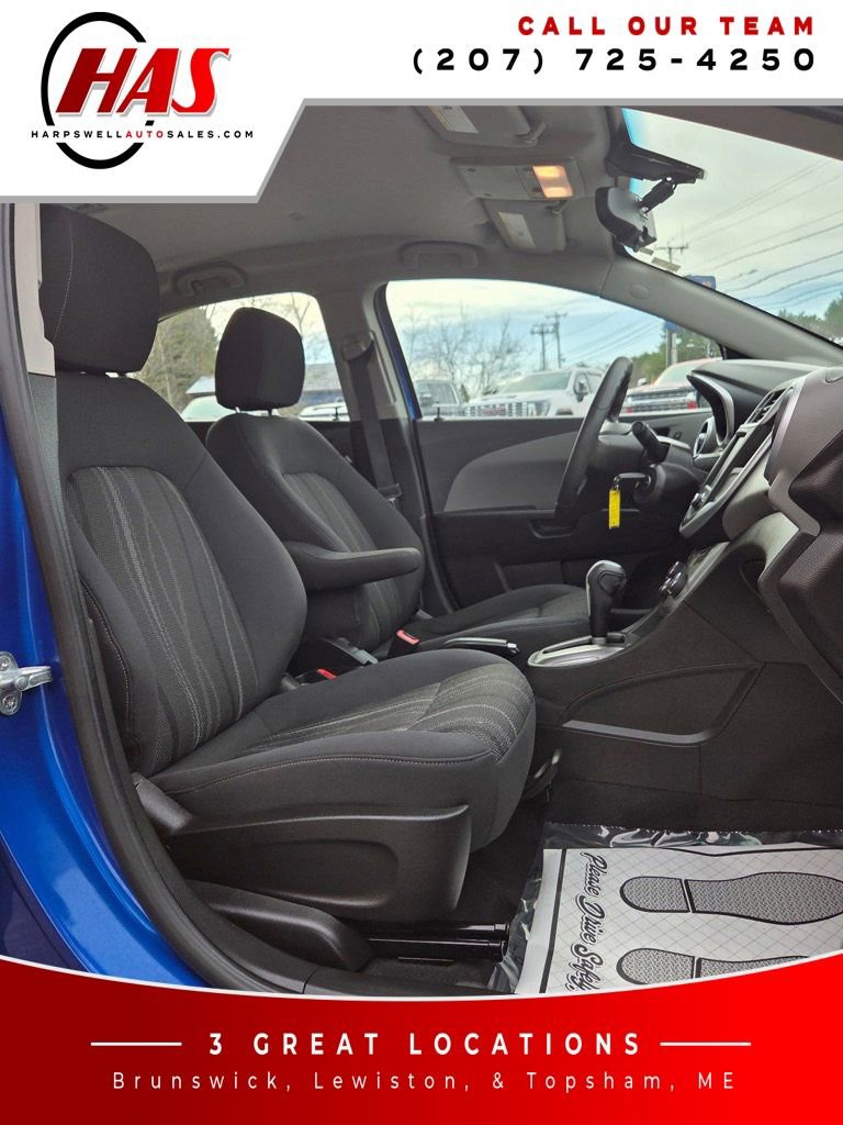 Used 2017 Chevrolet Sonic LT FWD image 13
