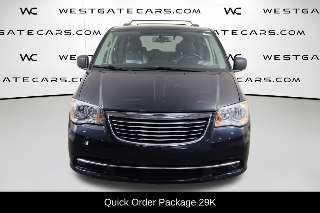 Used 2014 Chrysler Town & Country Touring FWD video 2
