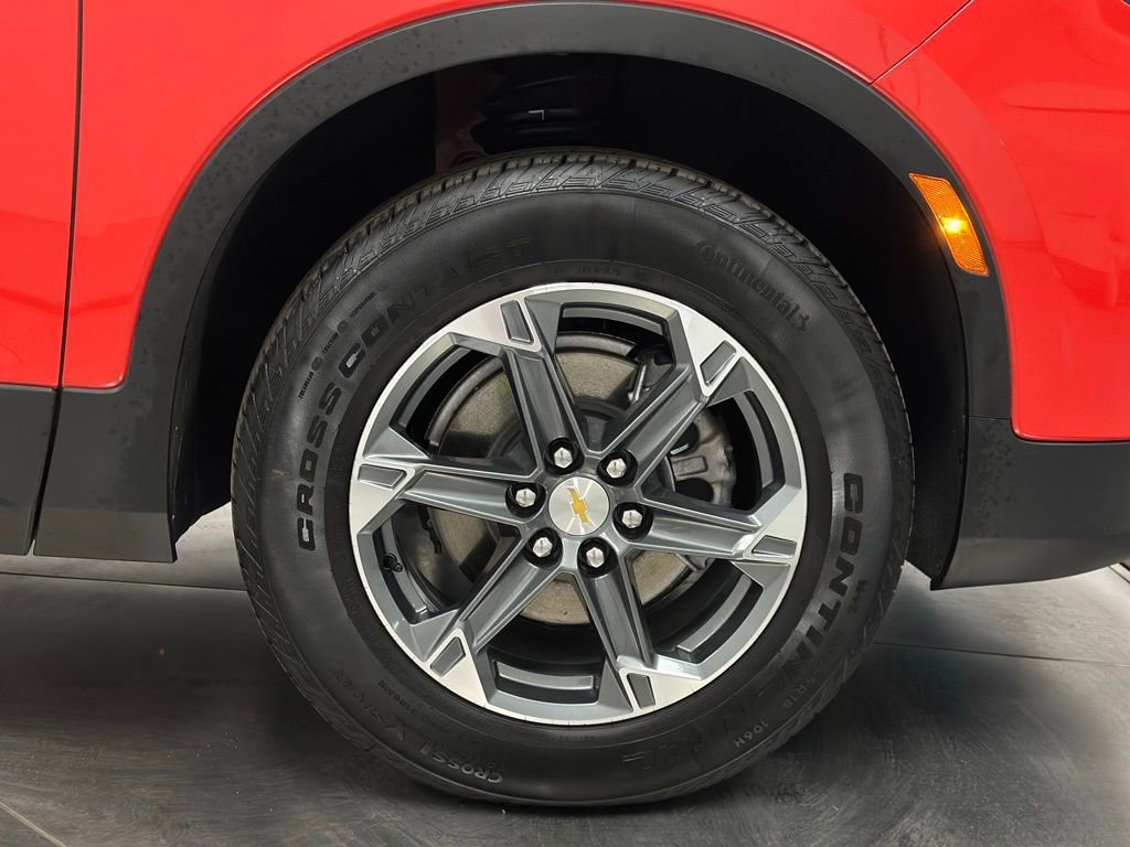 Used 2025 Chevrolet Blazer LT image 31