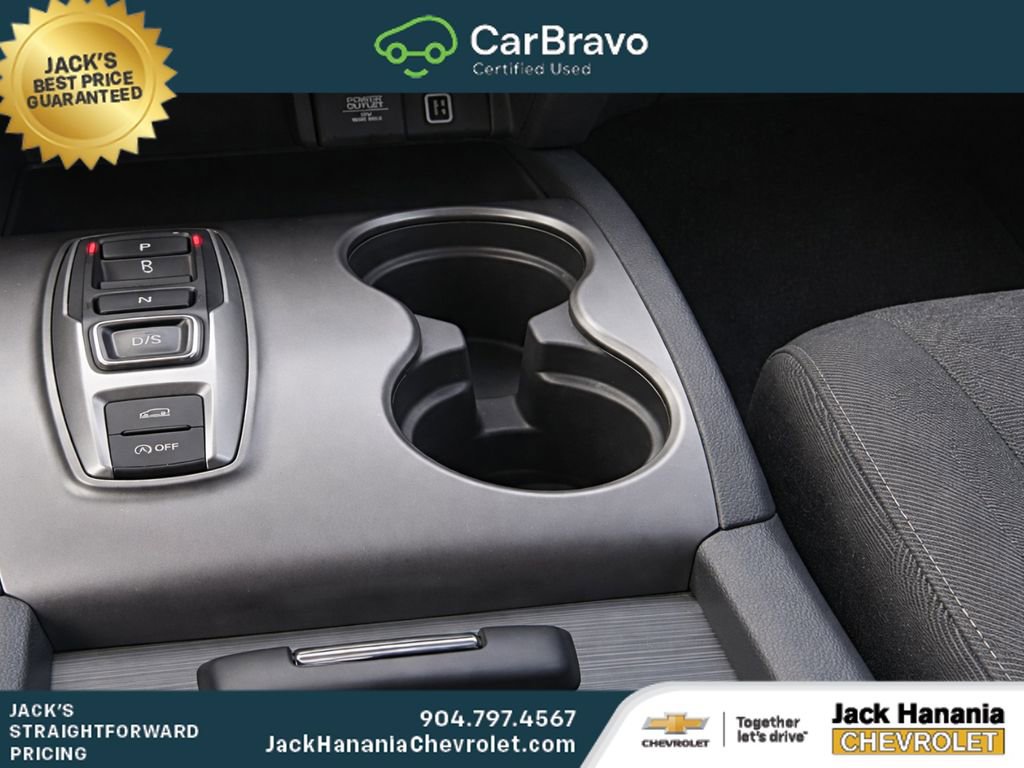 Used 2022 Honda Pilot Sport image 15