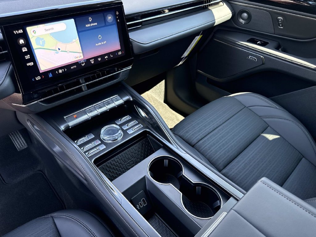 New 2026 Lincoln Nautilus Reserve w/ Jet Appearance Package AWD/4WD image 25